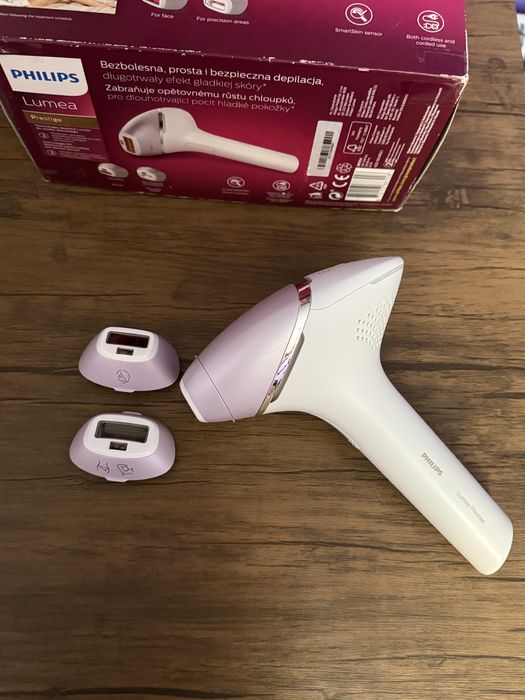 Фотоепилатор Philips Lumea Prestige IPL