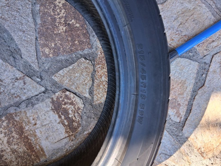 215 45 18 YOKOHAMA и Hankook