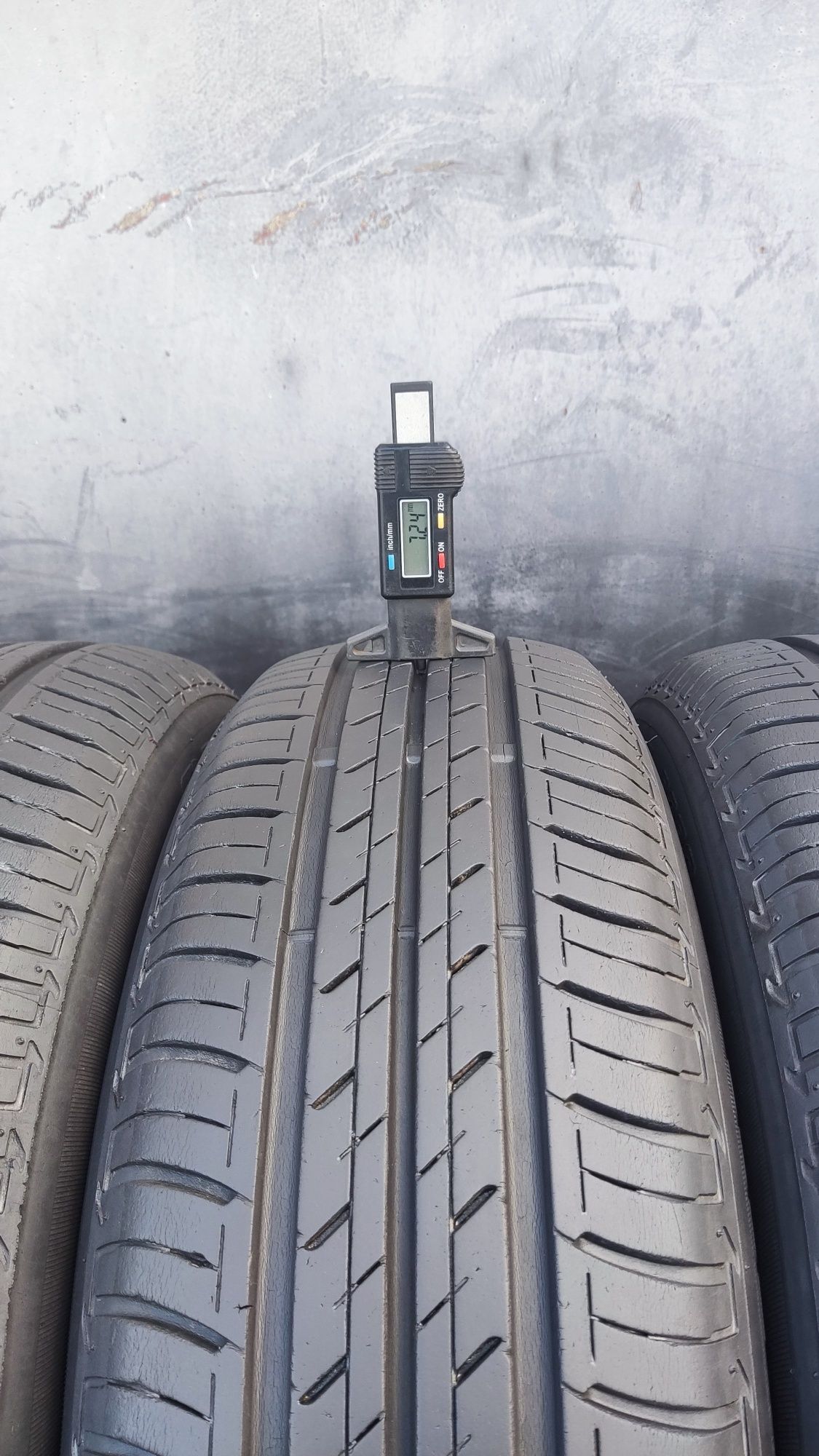 4бр. летни гуми 185/65/15 Bridgestone 
dot21
7+mm
Добро състояние на г