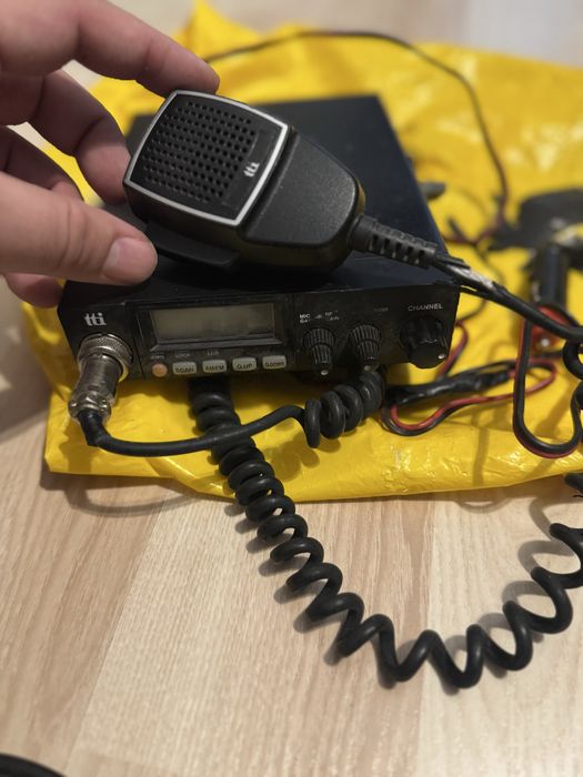 Statie auto CB Tti TCB-770 + antena Sunker 150cm