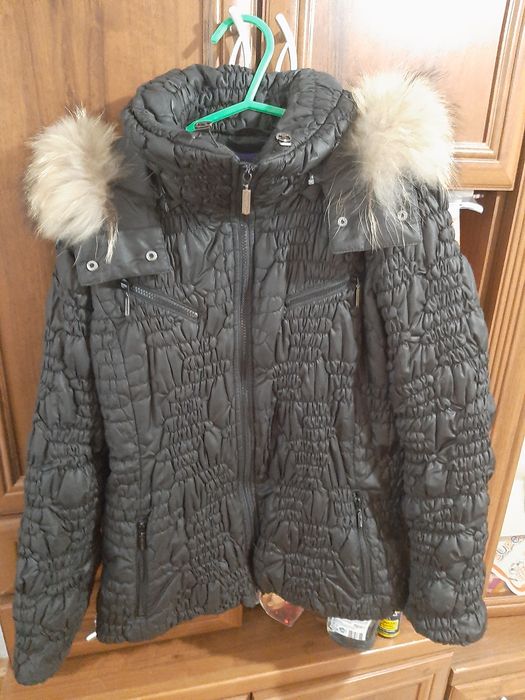 Geaca White Label cu blana naturala de iarna
Marime : M-L
Pret achizit