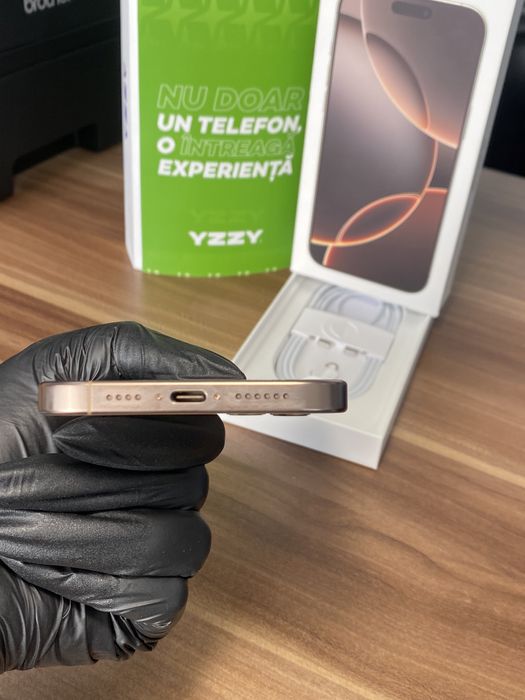 iPhone 16 Pro Max • 256 GB • Desert Titanium