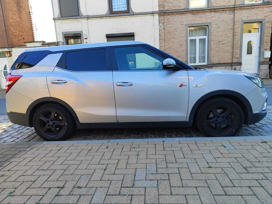 Ssangyong Tivoli XLV 4x4 automat diesel