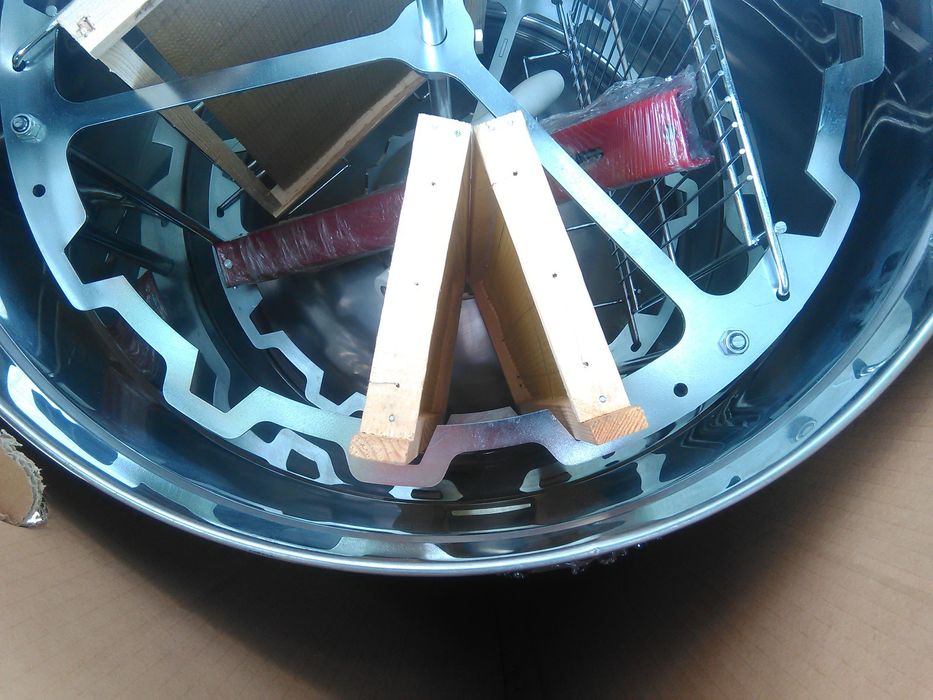 Центрофуга за мед радиална 3/12 електрическа 12/220