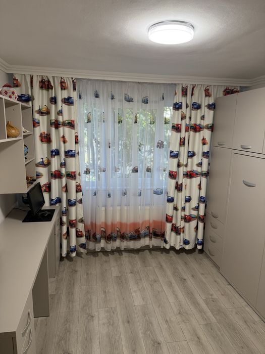 Vand apartament cu 3 camere tip AN