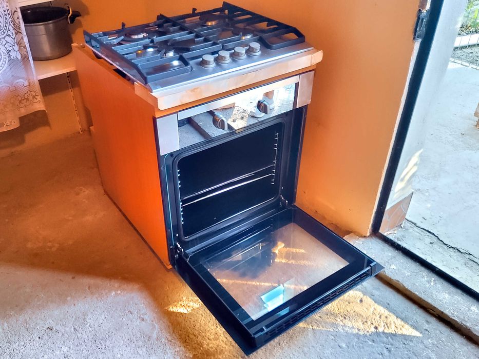 Cuptor electric cu plită, HANSA