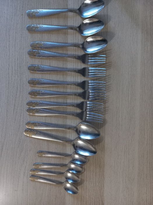 Продам набор ложек