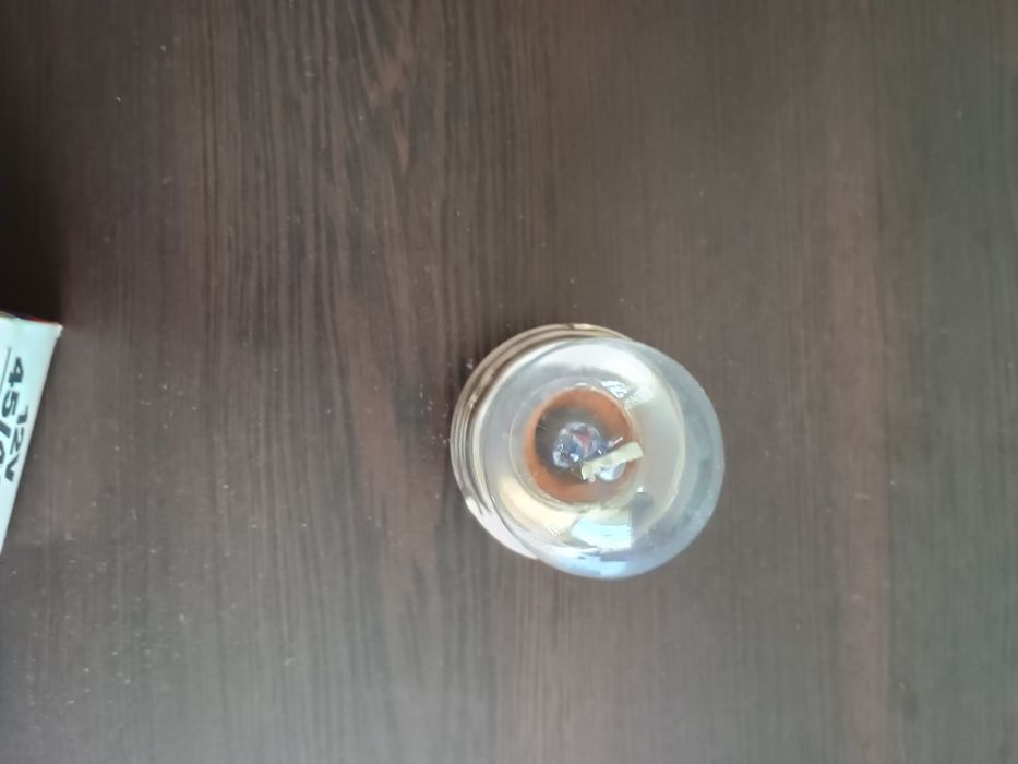 Продавам крушка 12v 45/40 w