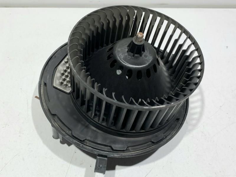 Aeroterma Volkswagen Golf 7 (2012-2017) 5Q1819021G