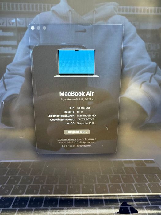 MacBook Air M2  15inch katta ekranlisidan