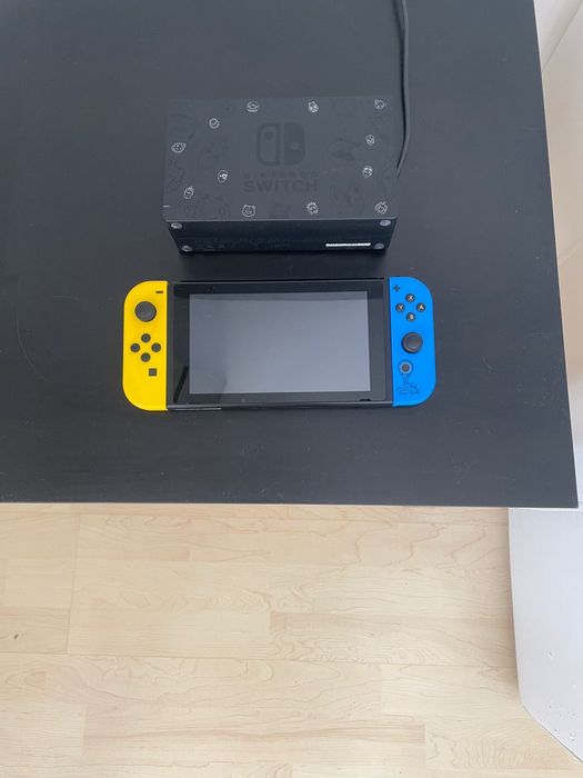 Nintendo Switch Fortnite edition