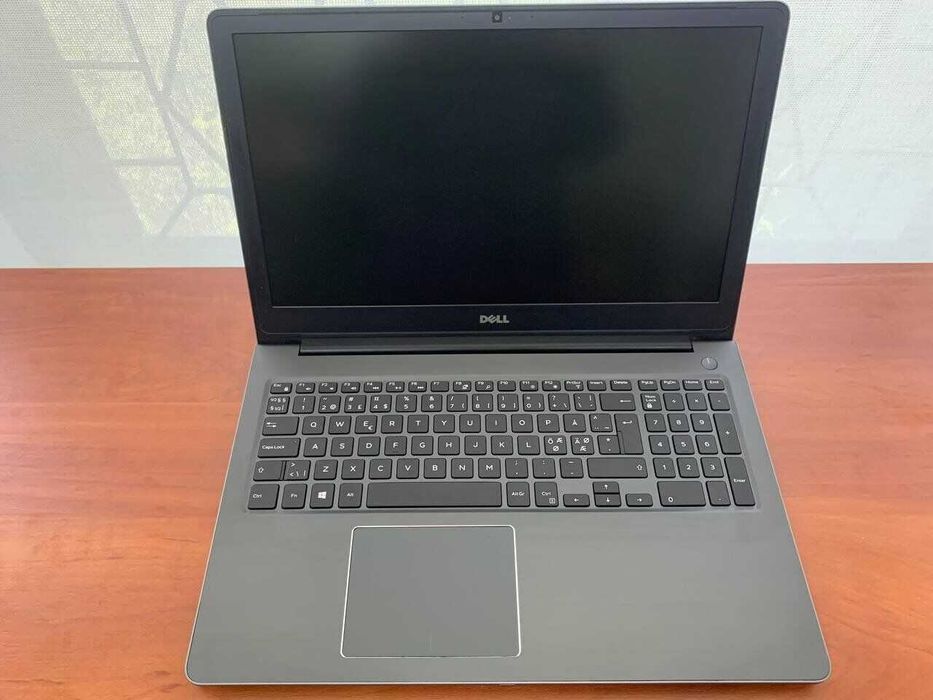 Ноутбук Dell Core i5-7200U | 8 ГБ RAM | SSD 256 ГБ | ~4 ч