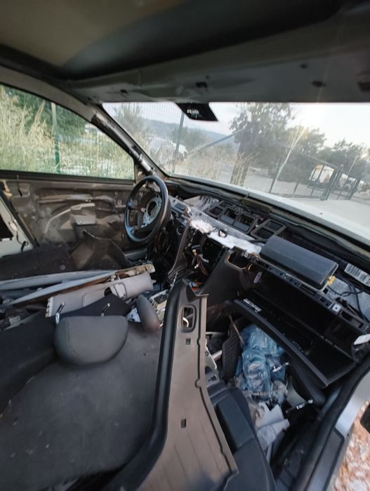 Mercedes e 320 на части