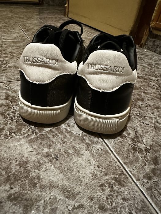 обувки trusardi 43 номер