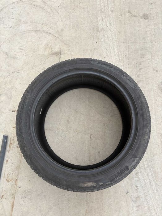 Pirelli 285/45R21 - Stare foarte buna, livrare rapida, garantie!