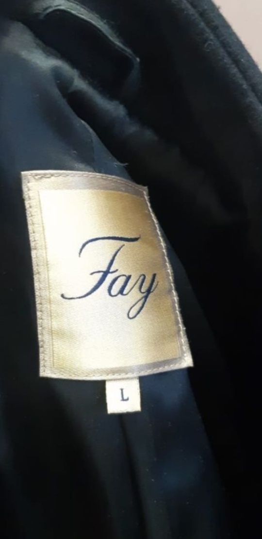 Брендовое пальто Fay