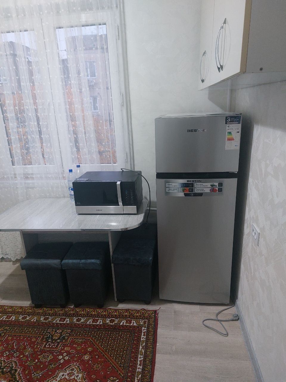 Продаётся 1 комнатная Французский планировку с мебелью и техникой.