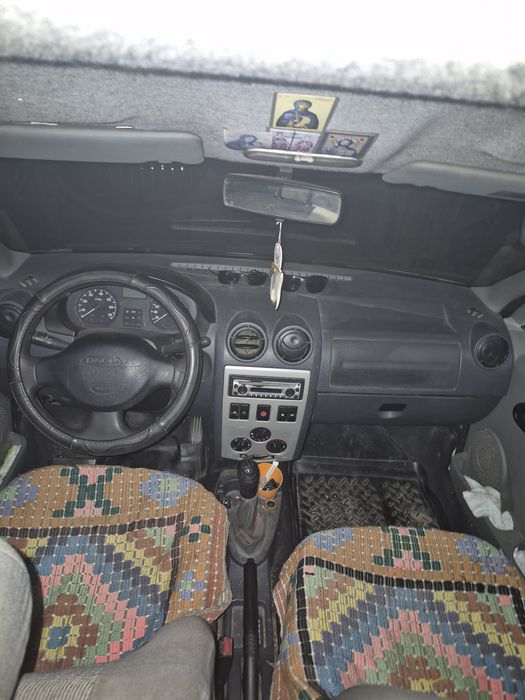 Vând Dacia Logan 1.4