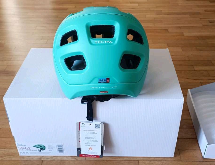 Нови каски POC Tectal,  размери XL( 59-62 см) и  S( 51-54 см)