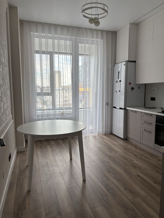 Стол раздвижной продаем