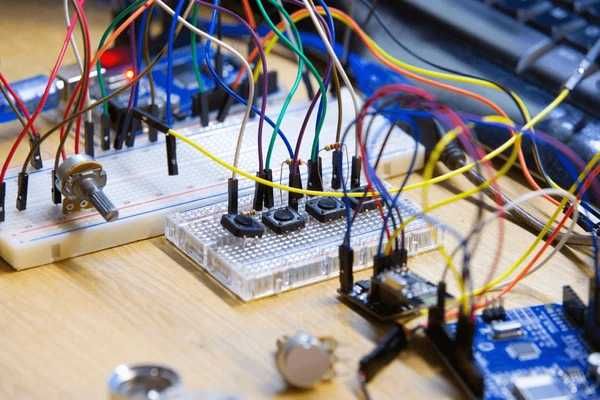 Proiecte Electronice Personalizate Arduino/ESP32/Hobby/Admitere