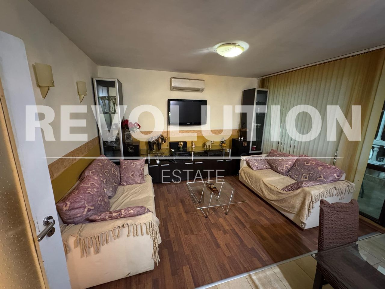 Дава се под наем Тристаен апартамент в Пловдив, Кършияка - 90 кв.м за 600 € - Снимка #4