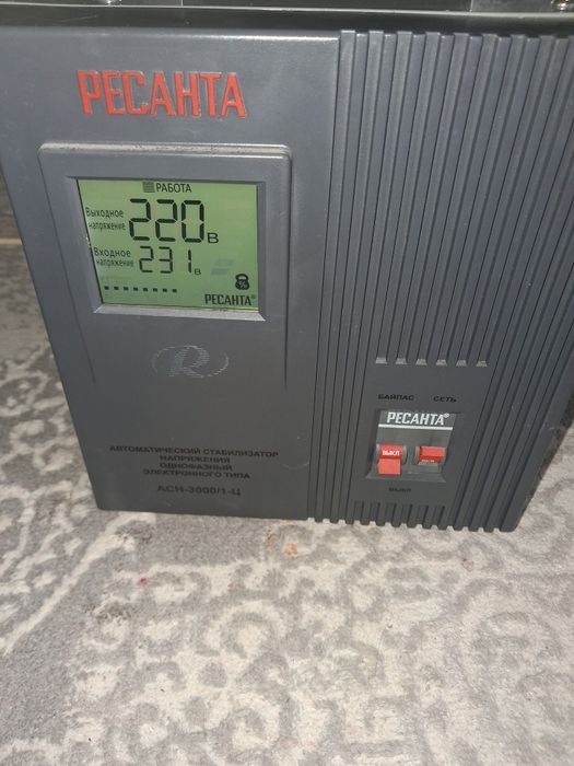 стабилизатор напряжения Ресанта 3000/1-ц