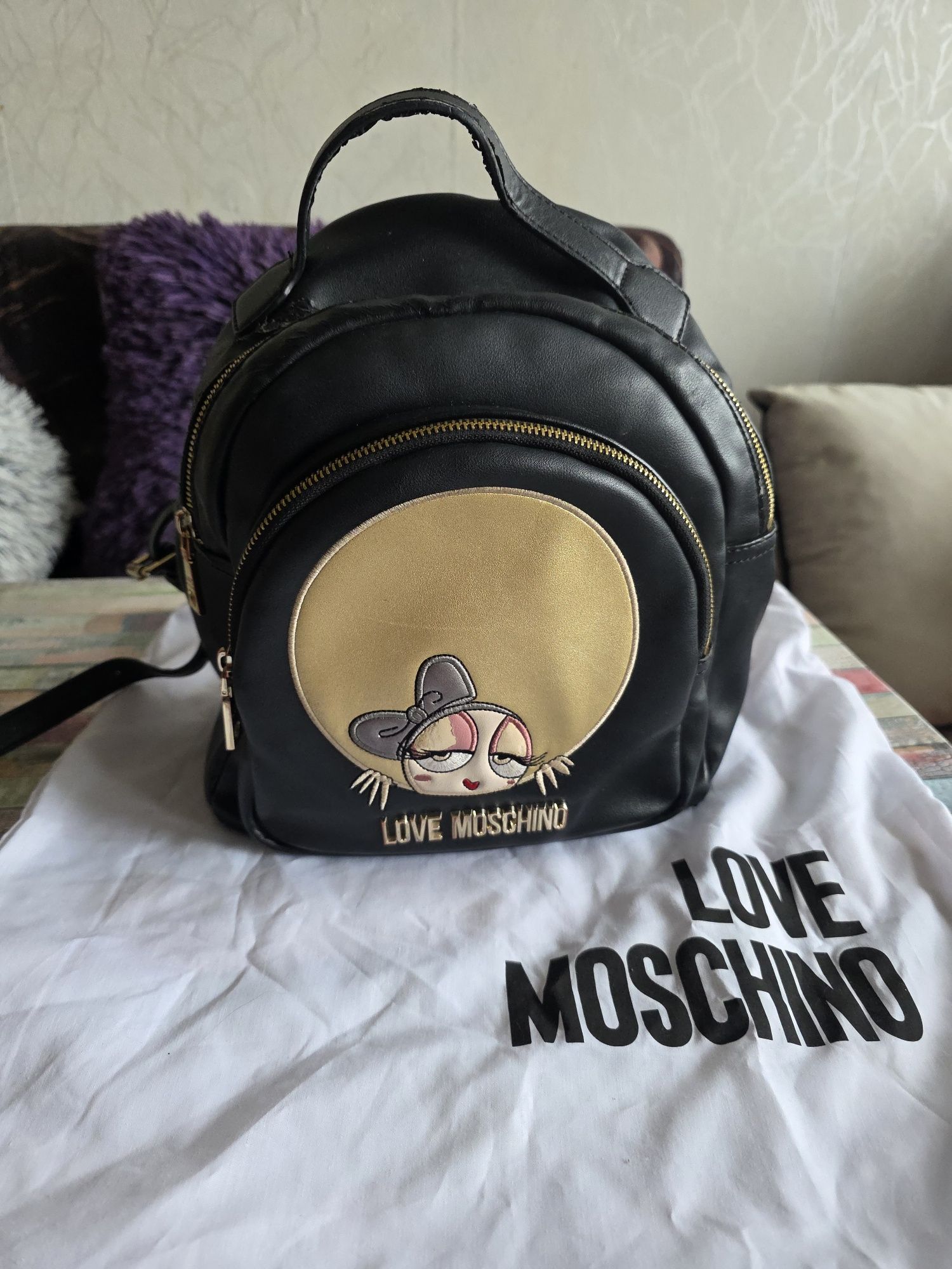 Love moschino  MK