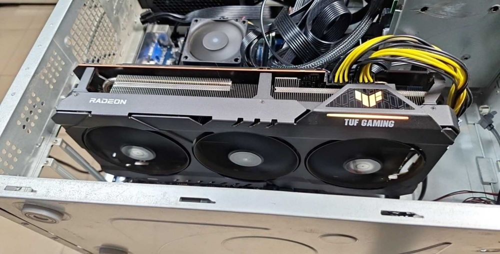 Видеокарта Asus TUF Gaming RX6900XT 16 GB GDDR6