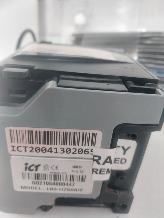 Купюрник ICT L-83 сотилади