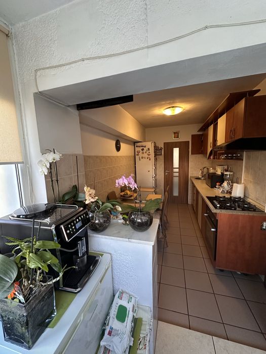 Apartament 3 camere, suprafata totala 77,1 mp