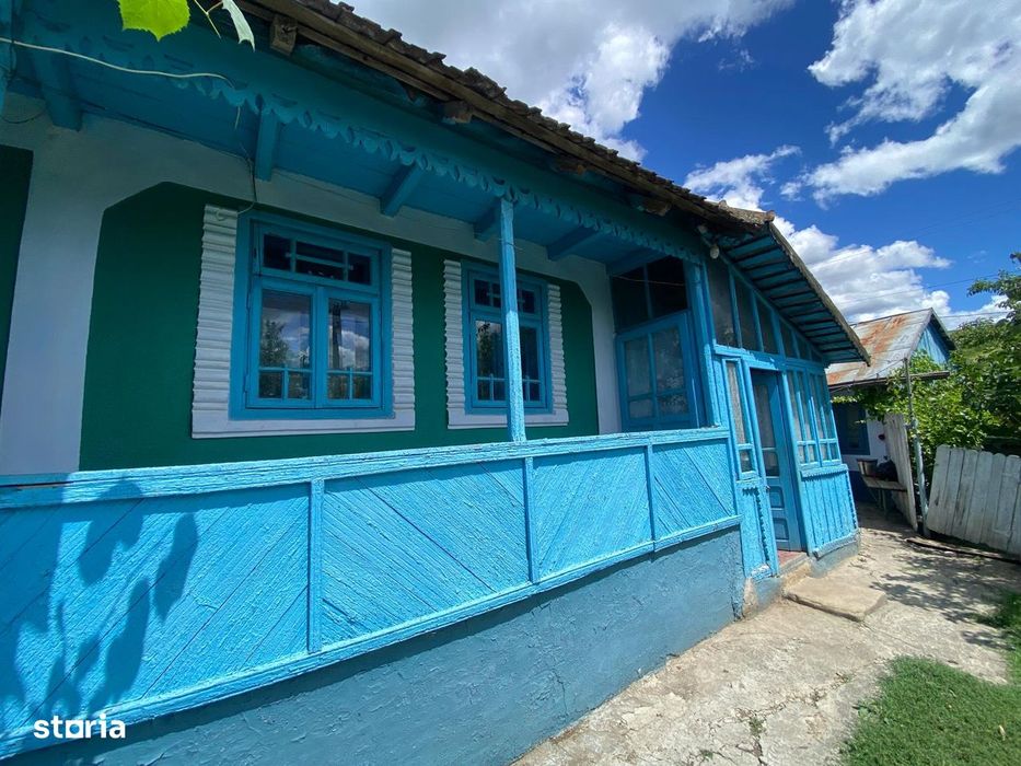 Casa 2 camere + 1400 mp teren zona Scanteia judetul Iasi