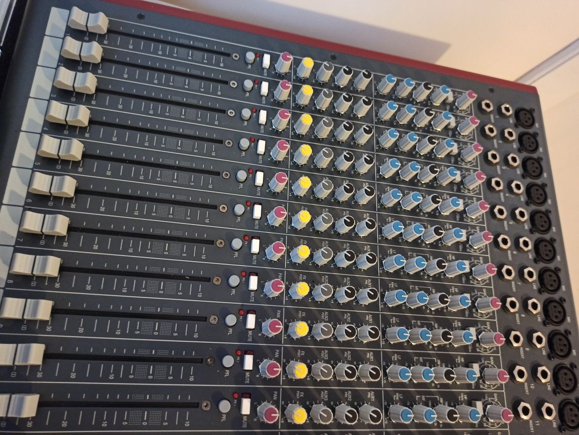 Allen&Heath Zed22Fx