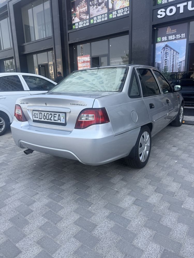 Nexia 2  1.6 mator 2009 yil prabeg 350 min udar
