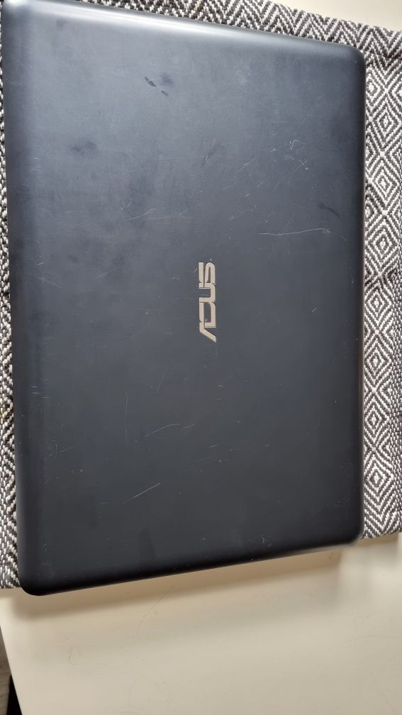 ЛАПТОП Asus  L502M