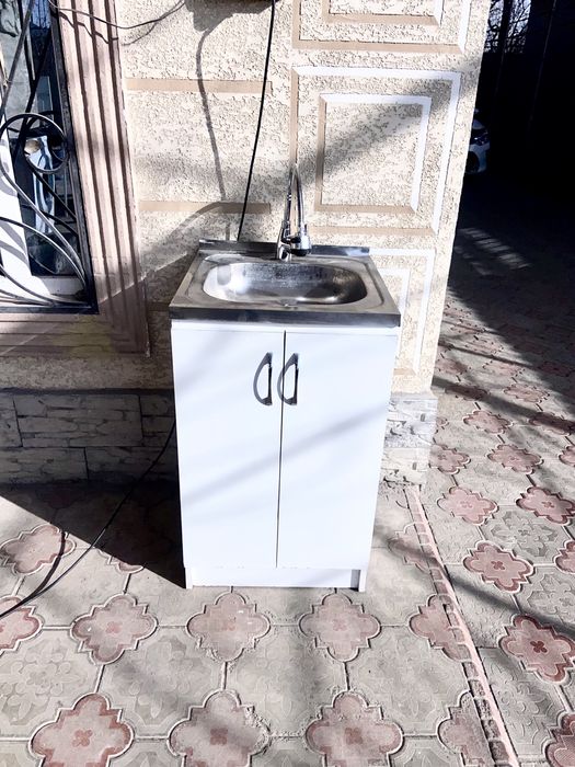 Продам мойку на кухню