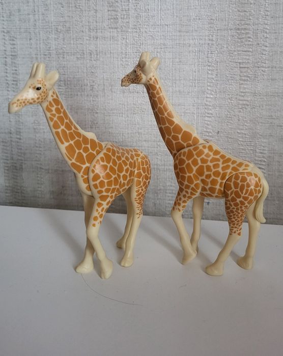 Игрушки с большого  киндера с животными, продажа-обмен.