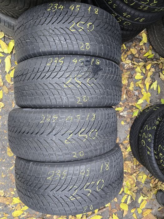 Anvelope Nokian 235/45/18 iarna
