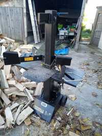 Închiriez despicător lemne (electric, hidraulic)