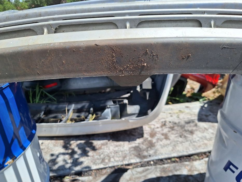 Предна броня за Mazda 626V 97-02г.