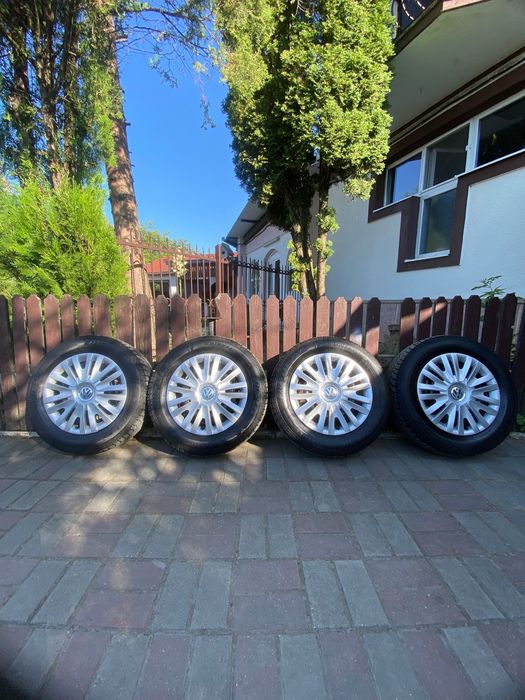 Set 4 cauciucuri iarna Fulda 195/65 R15 cu jante + capace Volkswagen