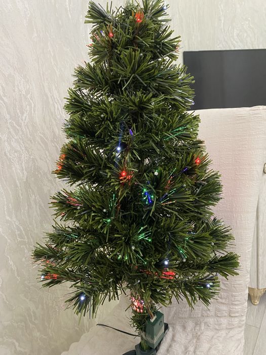 Елка сатылады,жағдайы жақсы, качествосы жоғары сападағы елка,бойы 90 с