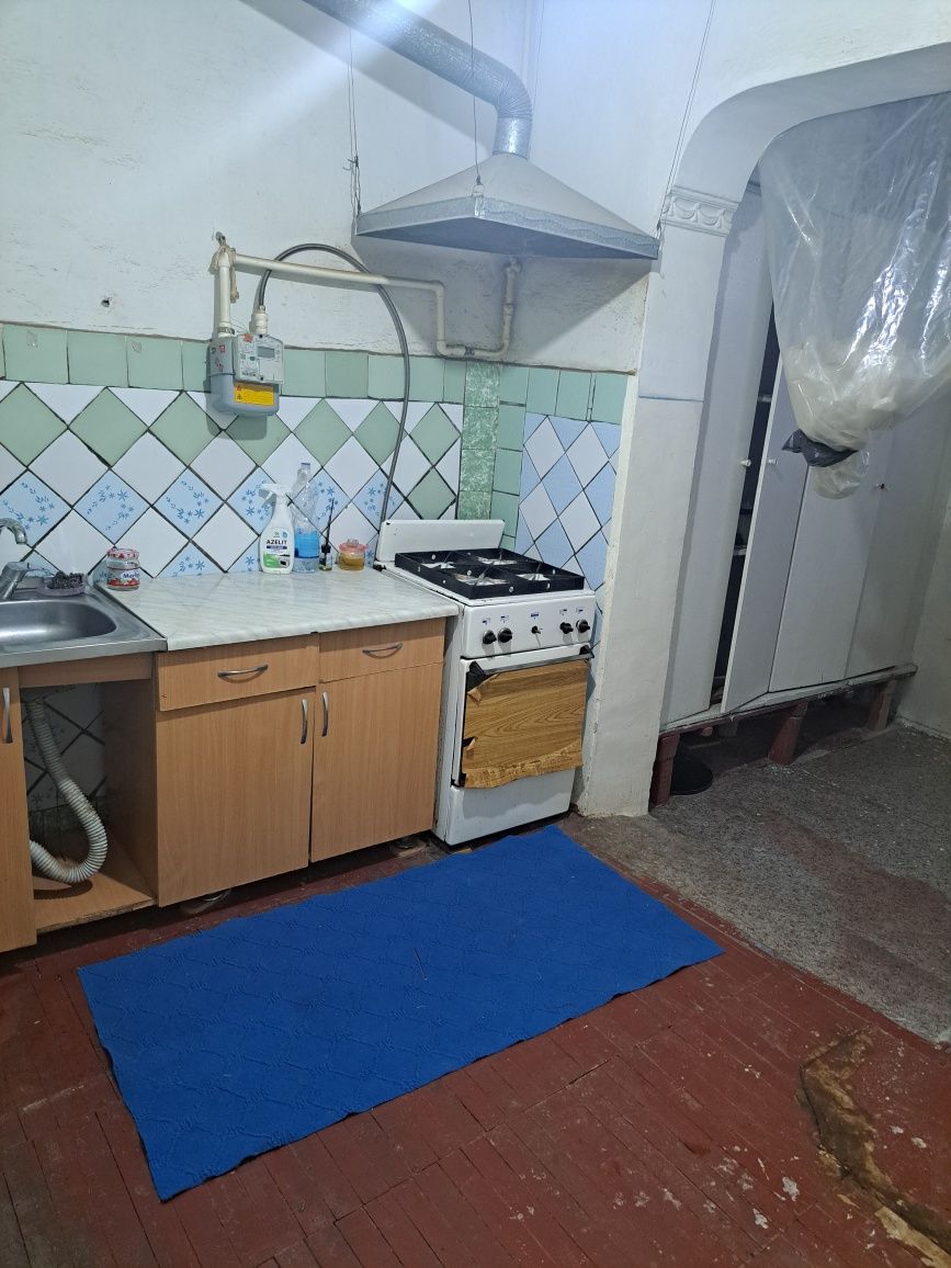 3Х комнатная 1 этаж с огородом и подвалом