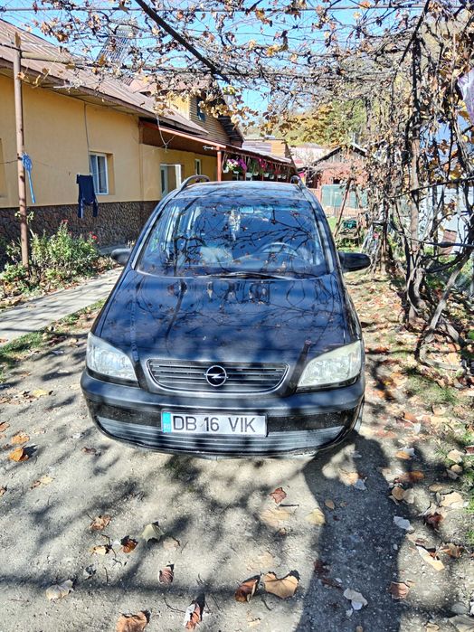 Opel Zafira +Dacia Logan