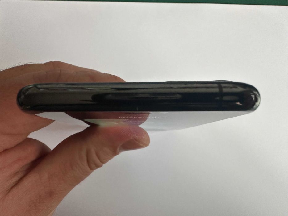 КАТО НОВ !! iPhone 11 Pro - ЧЕРЕН - 64GB - Отключен - 100% БАТЕРИЯ !!