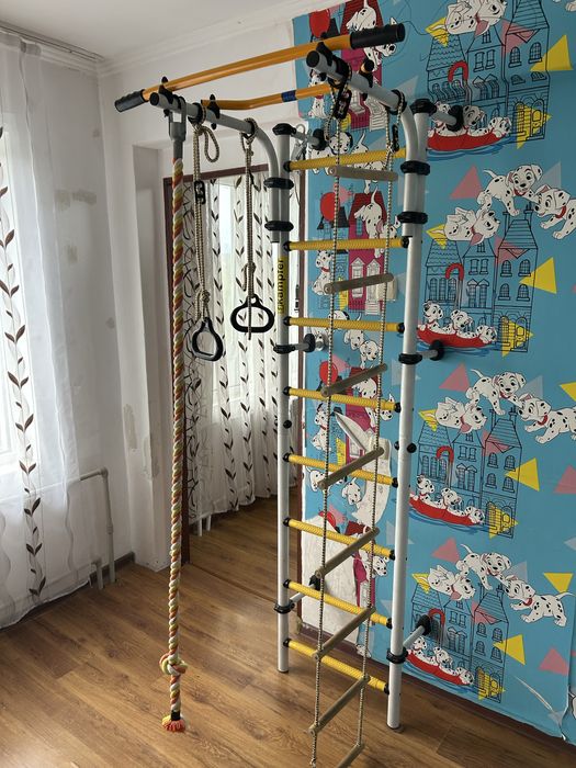 Продам шведскую стенку