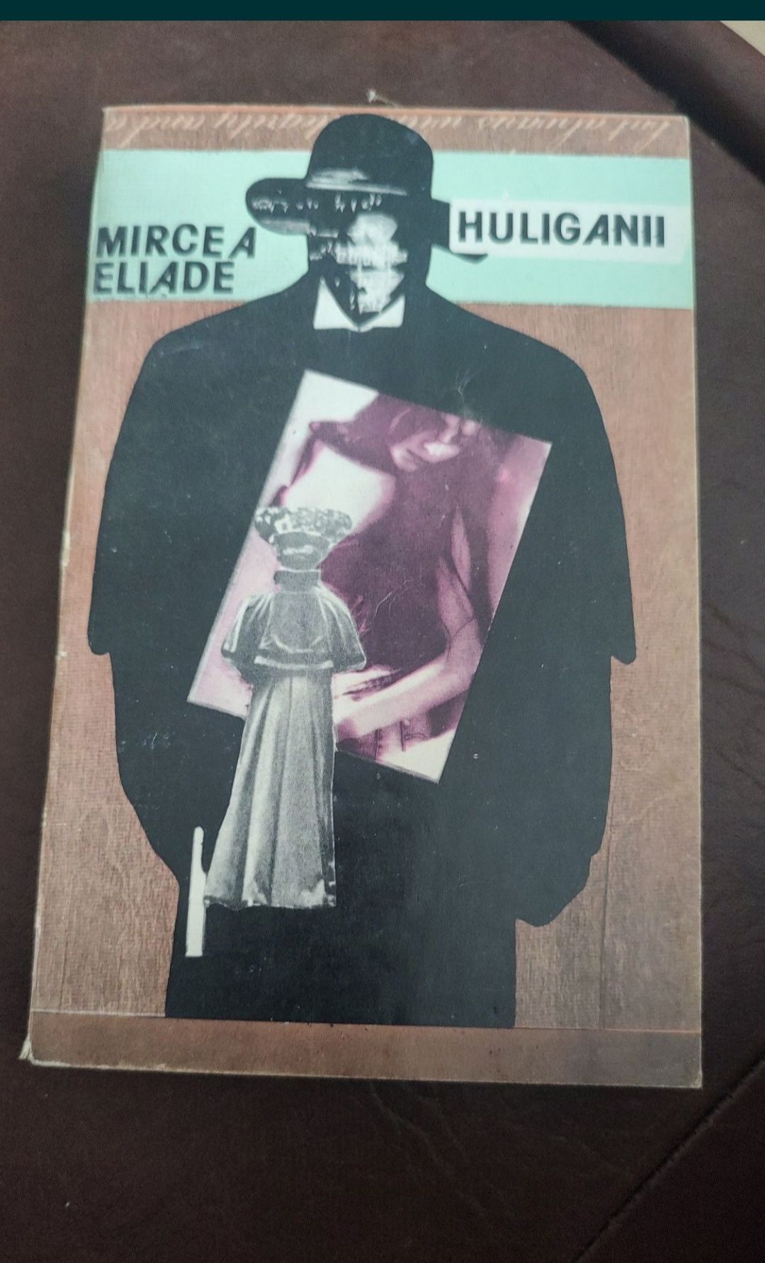 Huliganii Mircea Eliade