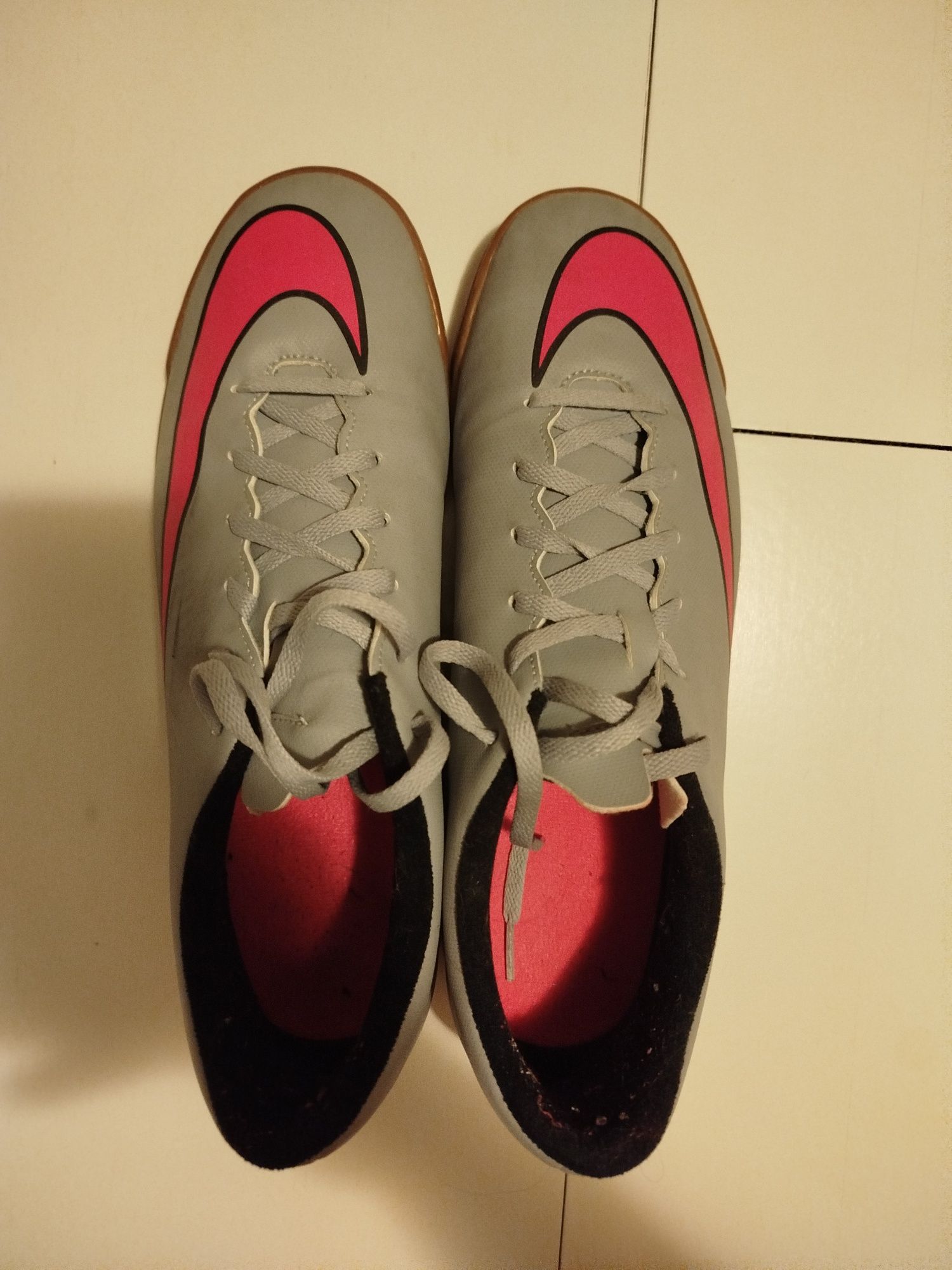 Nike mercurial мъжки обувки като нови
