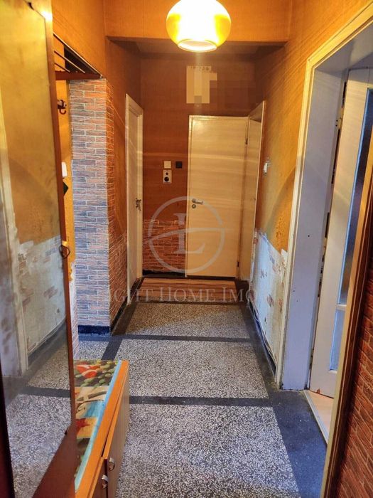 Продава се Тристаен апартамент в Пловдив, Кючук Париж - 76 кв.м за 1611 €/кв.м - Снимка #9