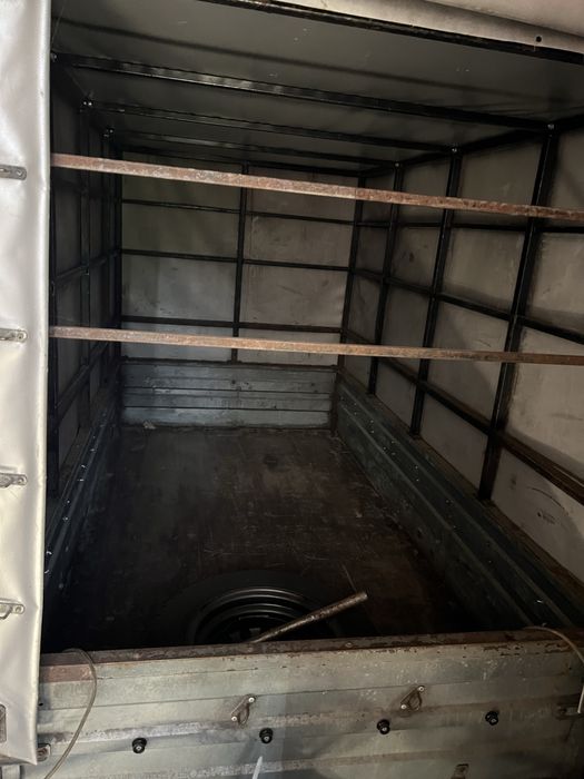 Vand Remoca 750kgPentru deteli aveti poze